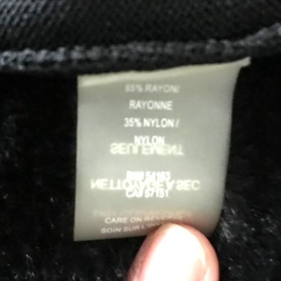 Calvin Klein Color Block Crewneck Top - Picture 6 of 6